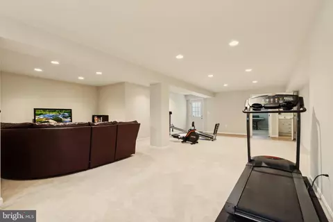 Other - 43926 Middlesex Dr, Chantilly, VA 20152 photo 14 of 21