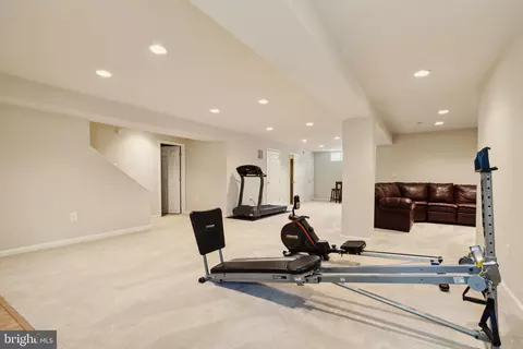 Other - 43926 Middlesex Dr, Chantilly, VA 20152 photo 11 of 21