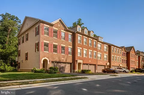 23275 Tradewind Dr, Brambleton, VA 20148