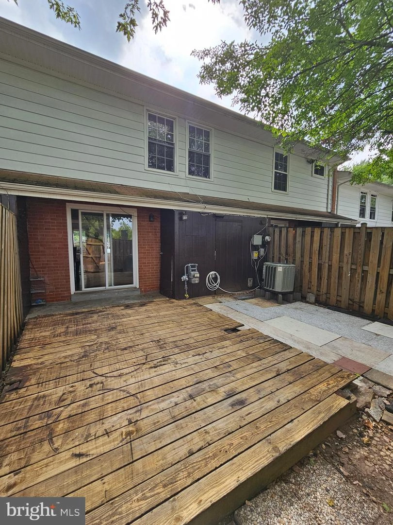108 E Cornell Dr, Sterling, VA 20164 photo 24
