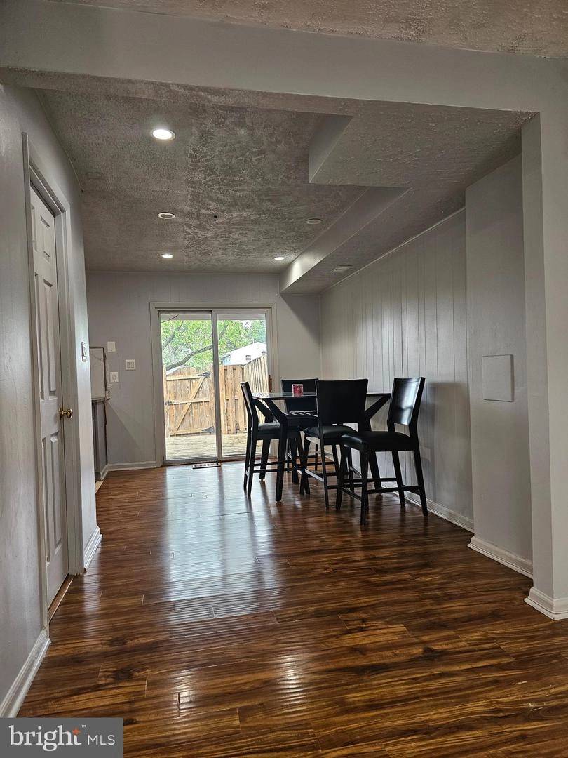 108 E Cornell Dr, Sterling, VA 20164 photo 7