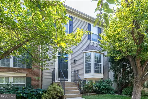 43229 Stillforest Ter, Ashburn, VA 20147