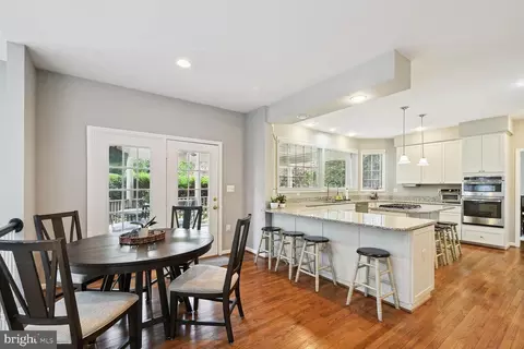 20761 Dewberry Ct, Ashburn, VA 20147 photo 7