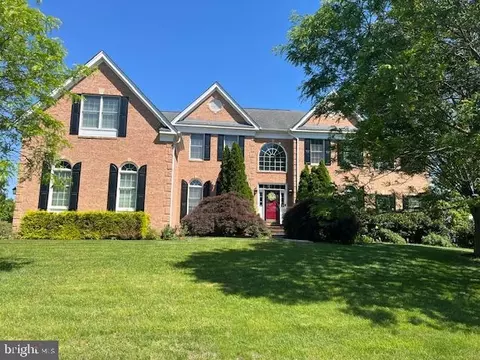 23370 Kerrisdale Way, Sterling, VA 20166