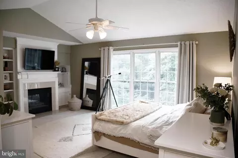 20466 Quarterpath Trace Cir, Sterling, VA 20165 photo 20