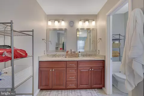 Bath - 43949 Reliance Ct, Ashburn, VA 20147 photo 1 of 10