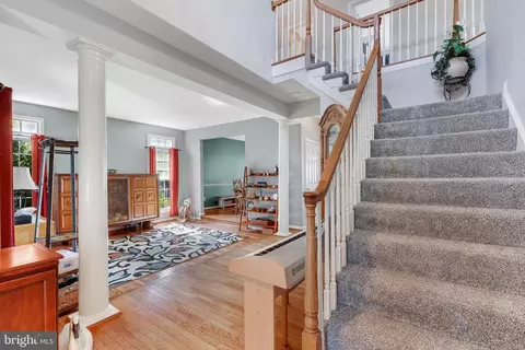 Entry Way - 43949 Reliance Ct, Ashburn, VA 20147 photo 4 of 10