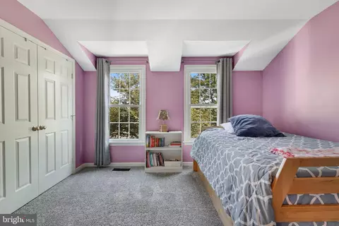 Bedroom - 43949 Reliance Ct, Ashburn, VA 20147 photo 9 of 10