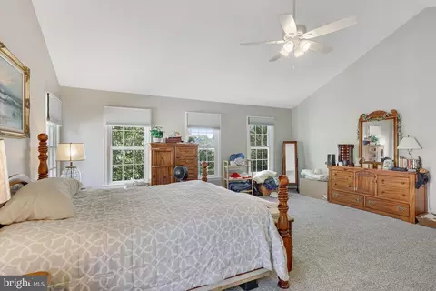 Bedroom - 43949 Reliance Ct, Ashburn, VA 20147 photo 3 of 10