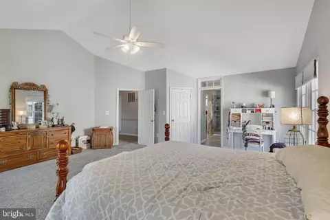Bedroom - 43949 Reliance Ct, Ashburn, VA 20147 photo 2 of 10