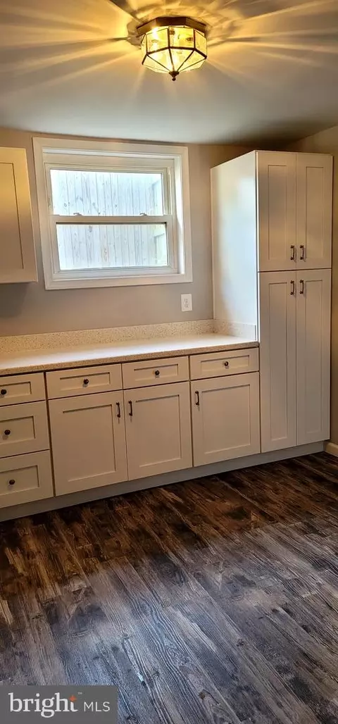Other - 302 W Juniper Ave, Sterling, VA 20164 photo 6 of 9