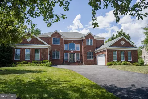 25555 Dapper Ct, Chantilly, VA 20152 photo 2