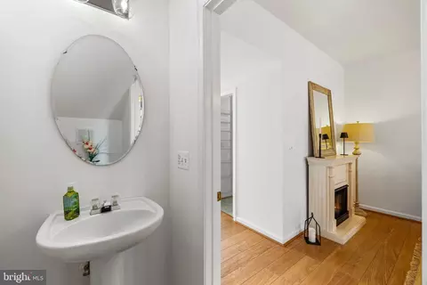 20981 Killawog Ter, Ashburn, VA 20147 photo 29