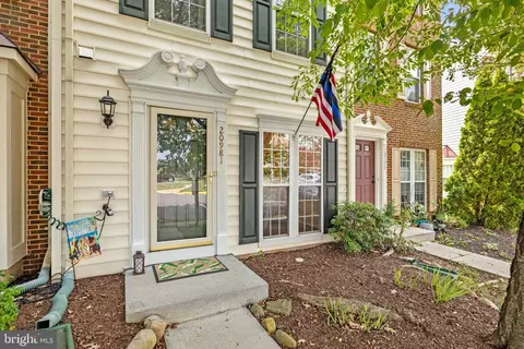 20981 Killawog Ter, Ashburn, VA 20147 photo 3