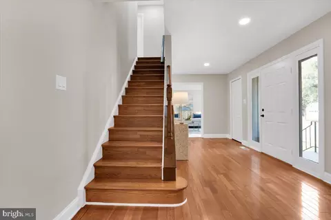 12 Summer Breeze Ct, Sterling, VA 20165 photo 16