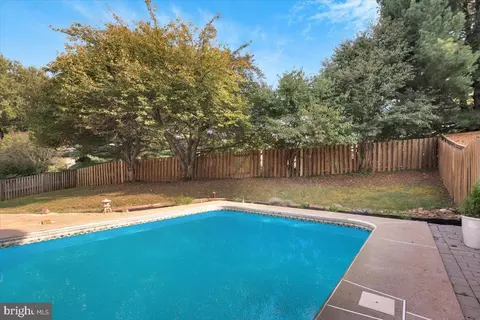 12 Summer Breeze Ct, Sterling, VA 20165 photo 39