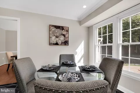 12 Summer Breeze Ct, Sterling, VA 20165 photo 7