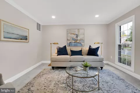 12 Summer Breeze Ct, Sterling, VA 20165 photo 35