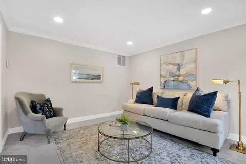 12 Summer Breeze Ct, Sterling, VA 20165 photo 36