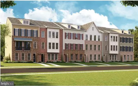 1409 Tawny Thrasher Ter NE, Leesburg, VA 20176