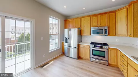 25126 Mcbryde Ter, Chantilly, VA 20152 photo 6