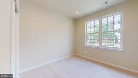 25126 Mcbryde Ter, Chantilly, VA 20152 photo 25