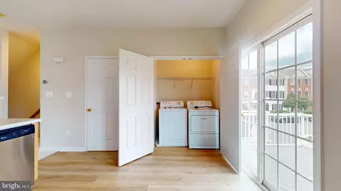 25126 Mcbryde Ter, Chantilly, VA 20152 photo 12
