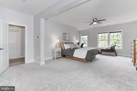 23078 Bronstein Ln, Brambleton, VA 20148 photo 10