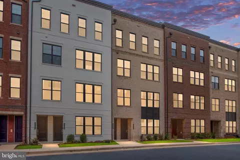 43504 Madison Springs Ter, Ashburn, VA 20148