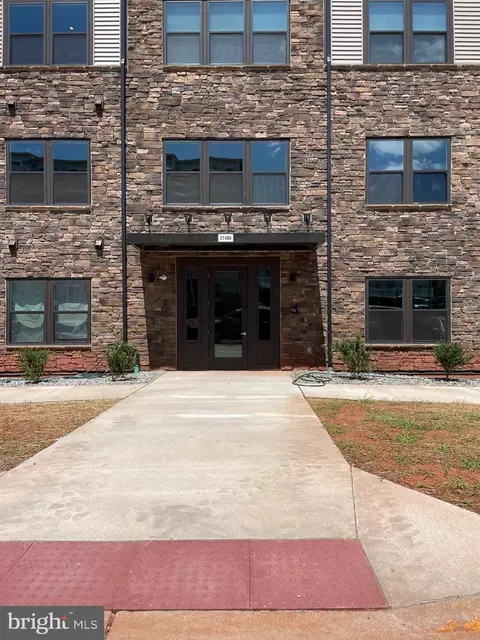21480 Mount Sterling Ter #105, Sterling, VA 20164