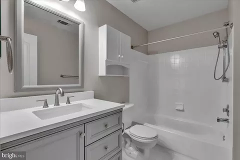 20363 Coldstream Ter, Ashburn, VA 20147 photo 31