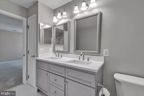20363 Coldstream Ter, Ashburn, VA 20147 photo 25