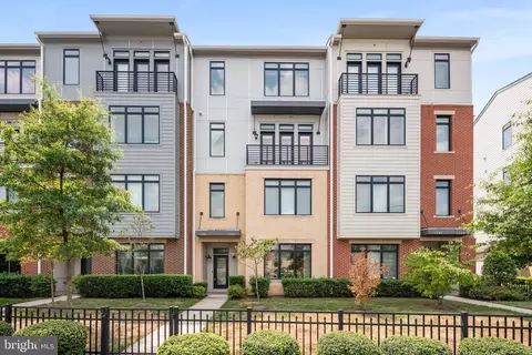 1506 Ribbon Limestone Ter SE, Leesburg, VA 20175