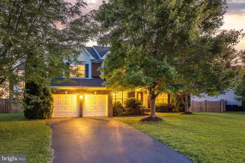 184 Alpine Dr SE, Leesburg, VA 20175