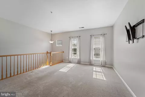 20238 Macglashan Ter, Ashburn, VA 20147 photo 3