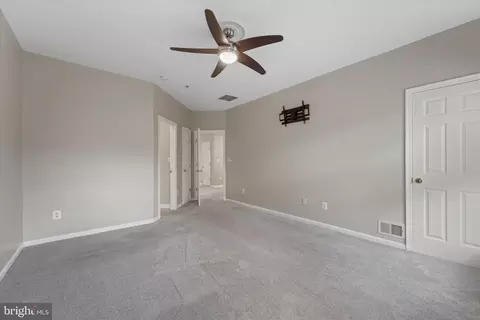20238 Macglashan Ter, Ashburn, VA 20147 photo 12