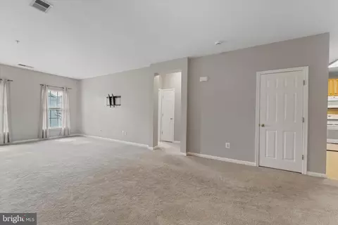 20238 Macglashan Ter, Ashburn, VA 20147 photo 5