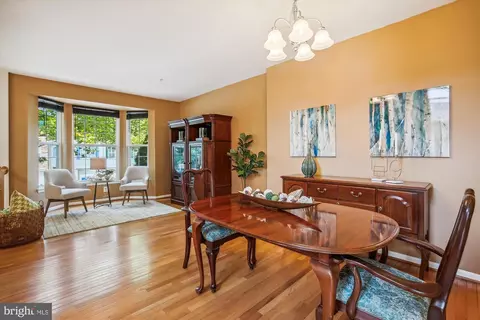 Dining - 42920 Golf View Dr, Chantilly, VA 20152 photo 3 of 6