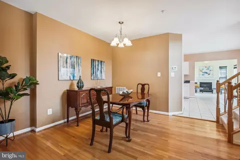 Dining - 42920 Golf View Dr, Chantilly, VA 20152 photo 1 of 6