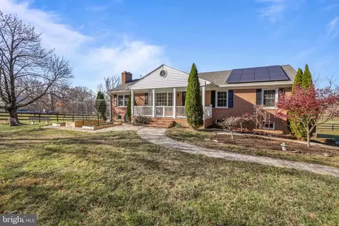 18985 Airmont Rd, Purcellville, VA 20132