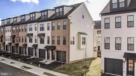 42117 Hazel Grove Tr, Brambleton, VA 20148