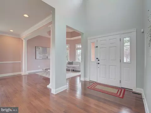 Entry Way - 43289 Barnstead Dr, Ashburn, VA 20148 photo 4 of 30