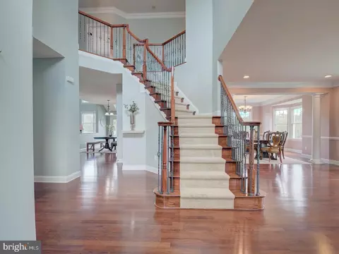 Entry Way - 43289 Barnstead Dr, Ashburn, VA 20148 photo 9 of 30
