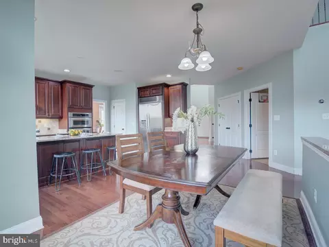Dining - 43289 Barnstead Dr, Ashburn, VA 20148 photo 12 of 14