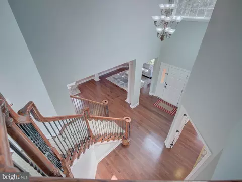 Entry Way - 43289 Barnstead Dr, Ashburn, VA 20148 photo 16 of 30