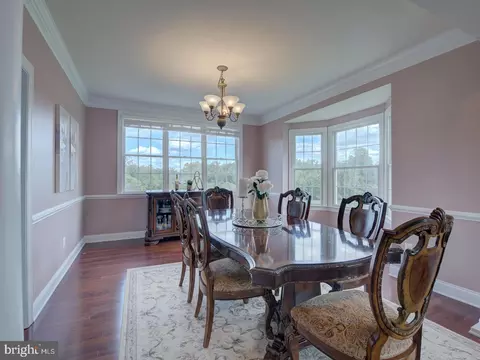 Dining - 43289 Barnstead Dr, Ashburn, VA 20148 photo 2 of 14
