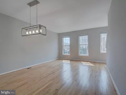 25134 Mcbryde Ter, Chantilly, VA 20152 photo 25