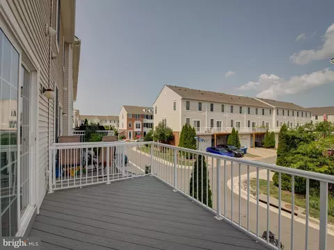 25134 Mcbryde Ter, Chantilly, VA 20152 photo 15