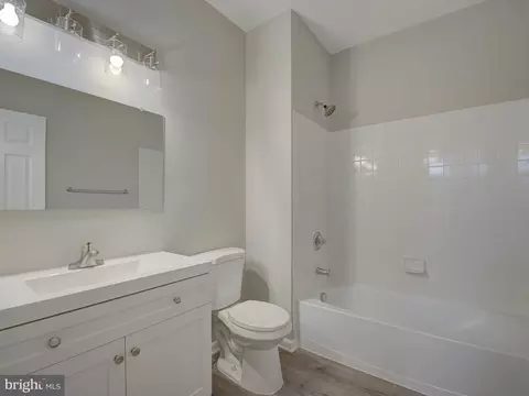 25134 Mcbryde Ter, Chantilly, VA 20152 photo 6