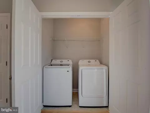 25134 Mcbryde Ter, Chantilly, VA 20152 photo 32
